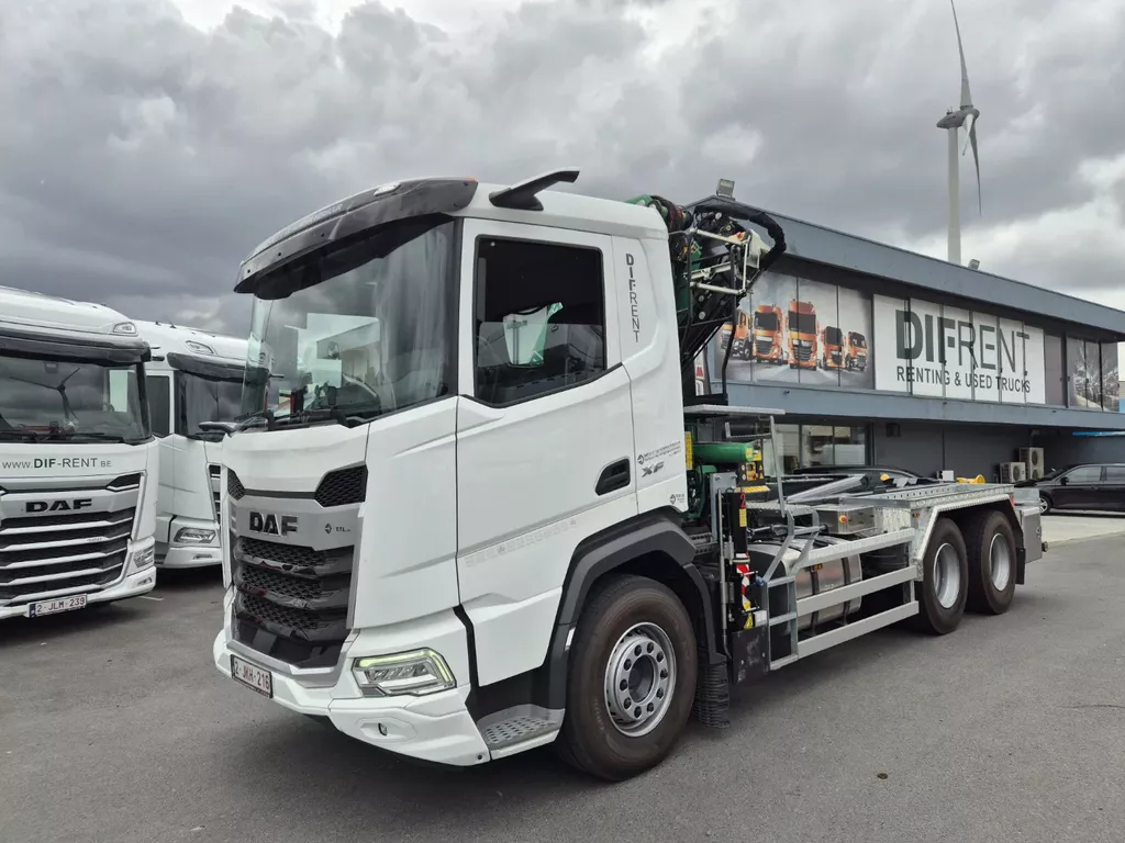 DAF XF480 FAT 6X4 FASSI F235.A2.24 Crane + TAM T20PC-5000 Containerhook